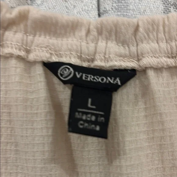 Sleeveless Tiered Dress in Cream and Olive - Picture 2 of 4